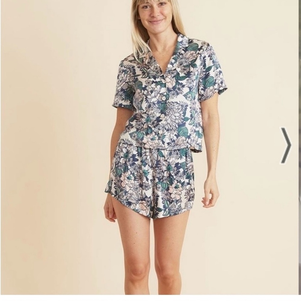 Marine layer silk tropical button down